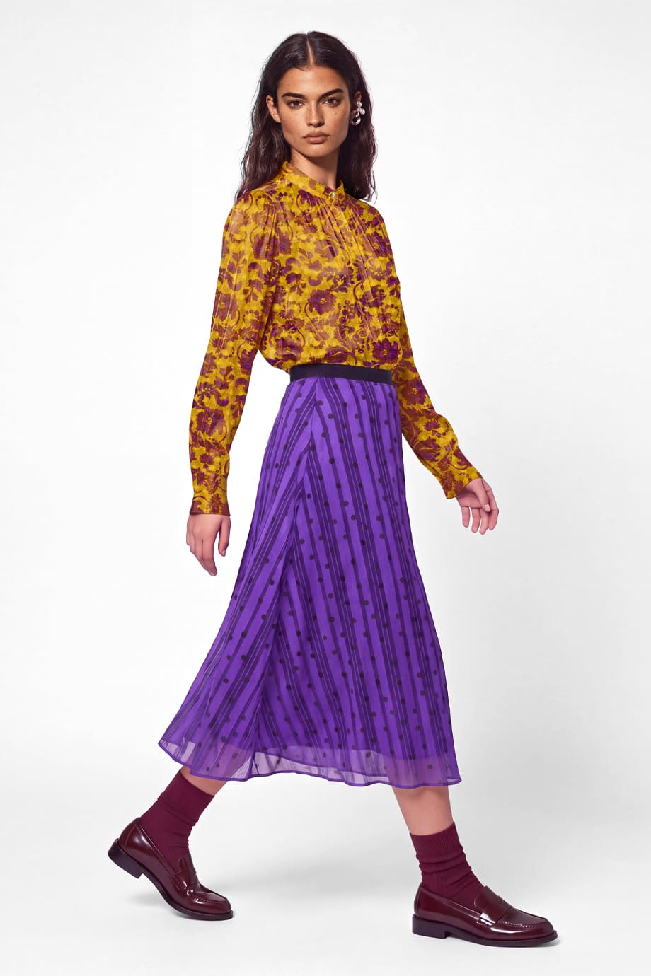 Shimmering Shirt Tapestry Mustard