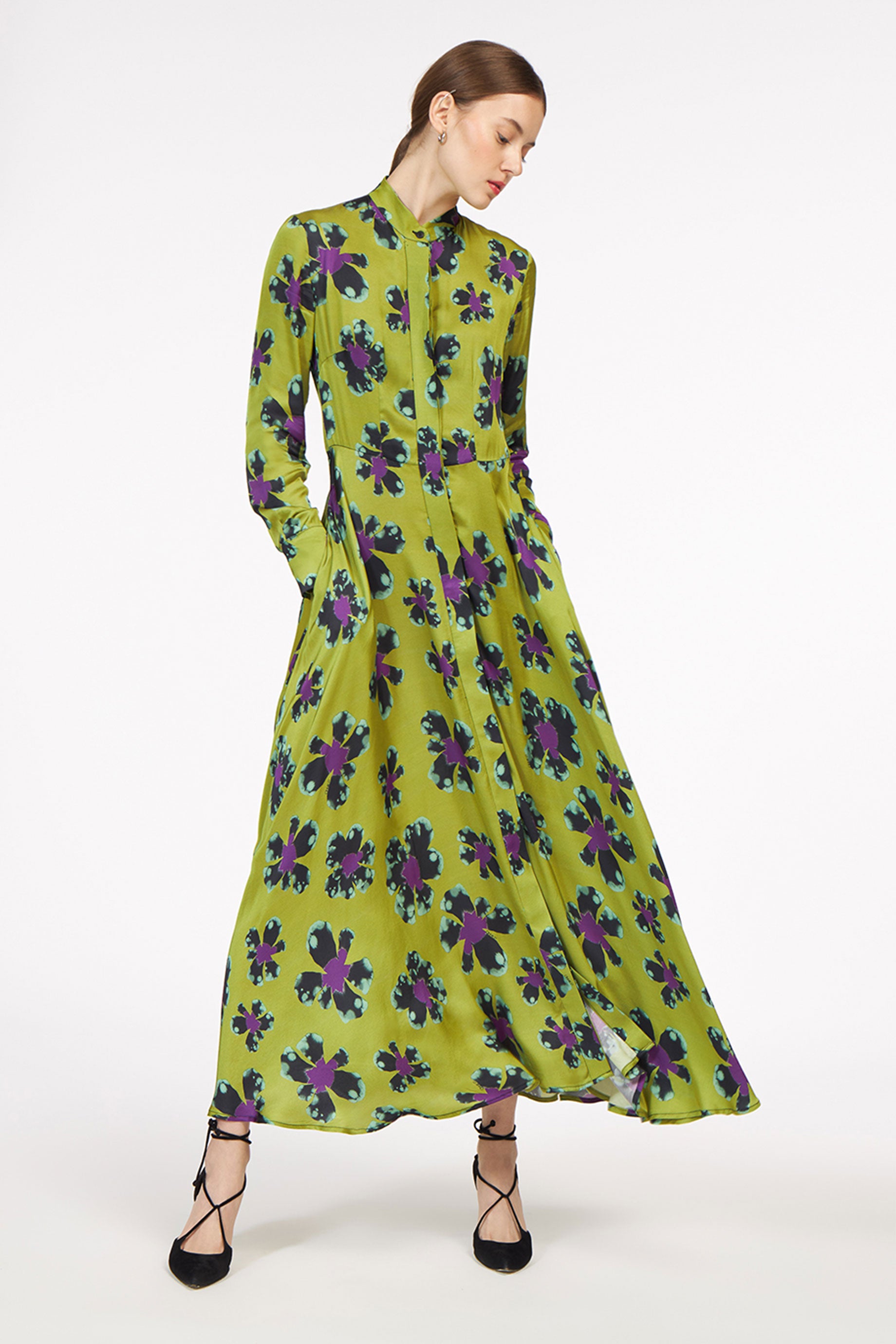 Lara Dress Flowers Olive