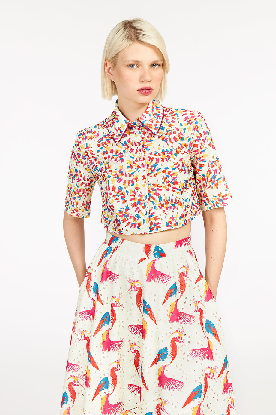 Nerdia Shirt Feather Circus